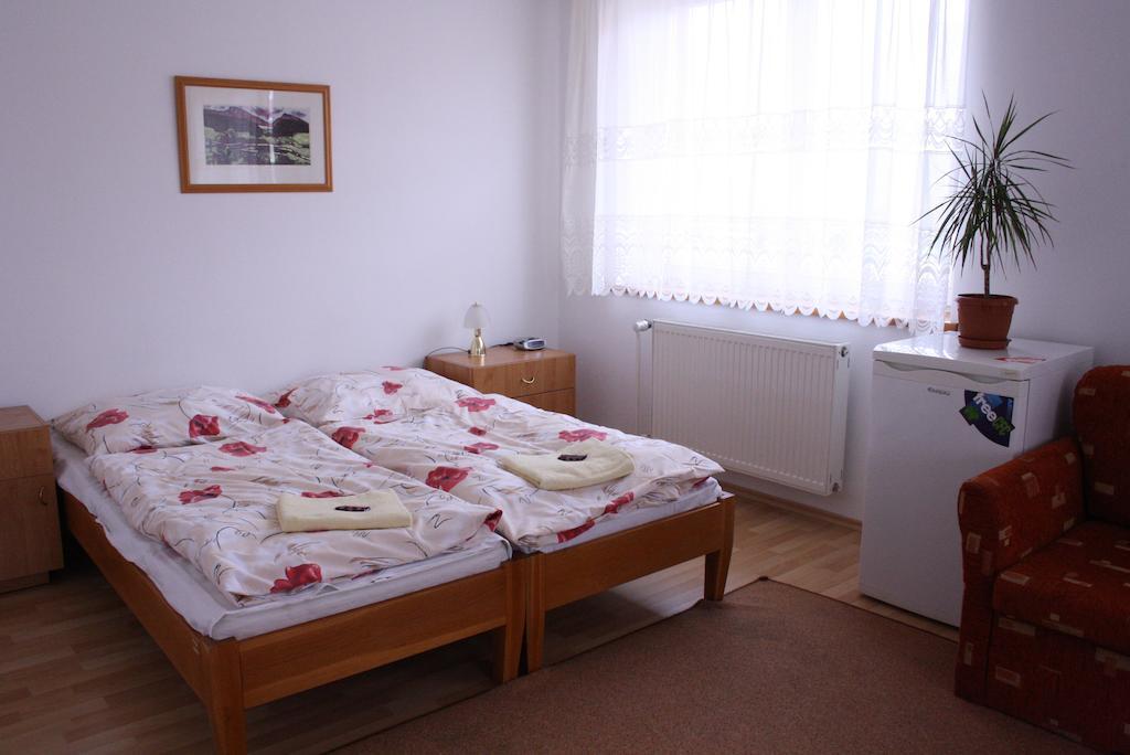 Penzion Koras Vrutky Room photo